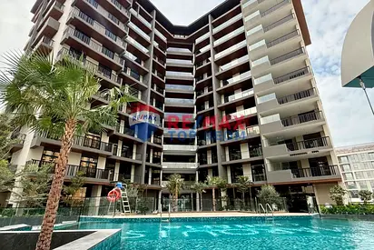 PRIME LOCATION - HIGH FLOOR - MODERN LAYOUT