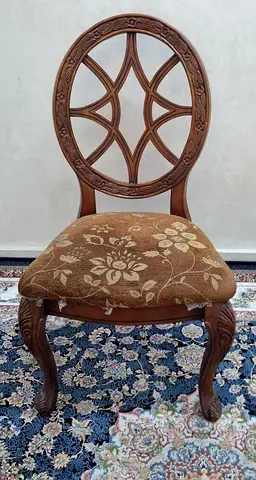 Ornate wooden chair without hand rest|كرسي خشبي مزخرف بدون مسند اليد