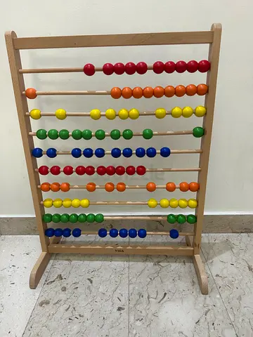 Kids learning numbers