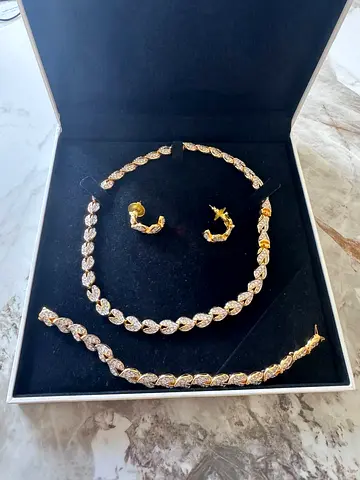 Swarovski Set. Pre-Owned.