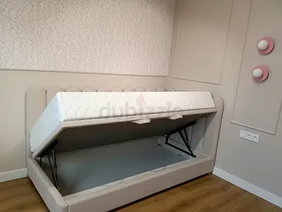 Stylish Storage Bed with Mattress