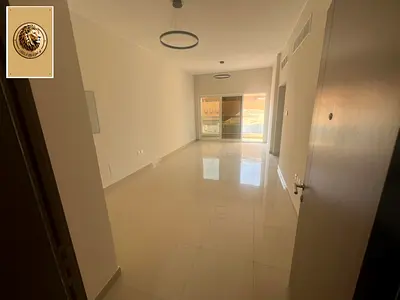 للإيجار السنوي في عجمان – الجرف 3 متوفر شقة غرفتين وصالة (أول ساكن) بموقع مميز وقريب من جميع الخدمات.  الموقع: الجرف 3 – عجمان