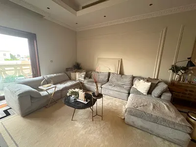Stylish Grey Sectional Sofa in Great Condition