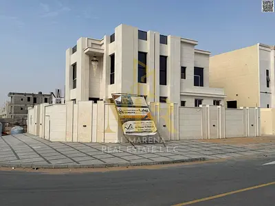 Modern corner villa with 4 bedrooms at an excellent price, including ownership and registration fees. Freehold ownership for all nationalities.