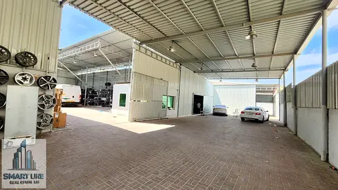 40000 SqFt Warehouses with 8 Rooms for Labor Available for Rent with Very Low Price Only 600k
