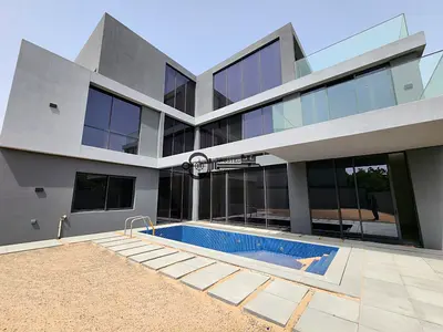 Stunning 5BR Smart Villa | Prime Location Robinia | 8.5M