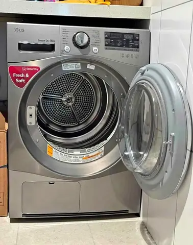 New LG Sensor Dryer 9 kg