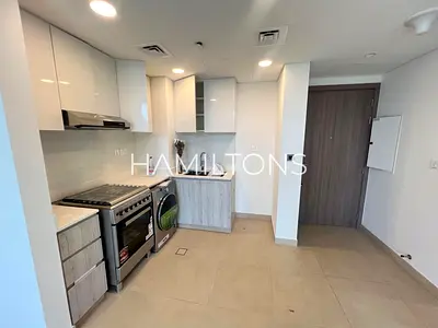 Stylish Apartment | Scenic Views & Serenity | Resale