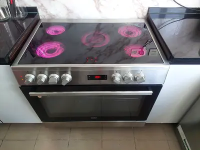 New Beko 90×60 cm 5 Eyes Full Electric Ceramic Cooker Range