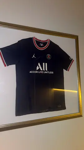 signed messi jersey (framed)