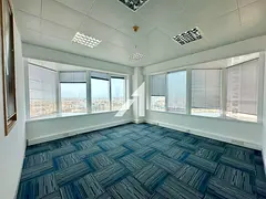 Prime Location | Close to Metro | High Floor