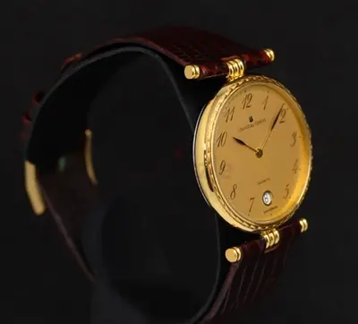 Vintage Universal Geneve Quartz Watch
