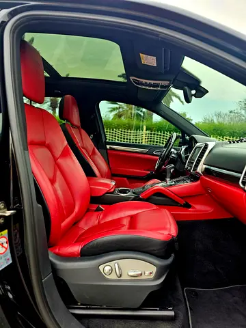 2016 Porsche CAYENNE — миниатюра 11