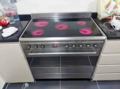 Smeg 5 burners full electric digital cooking range latest version 90cm
