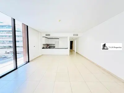 READY TO MOVE || CHILLER FREE || LUXURIOUS 2BHK APARTMENT WITH HUGE BALCONY