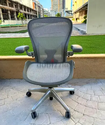Gray Herman Miller Aeron Classic Chair Size B