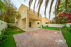 Exclusive | Upgraded | Peacefull Living