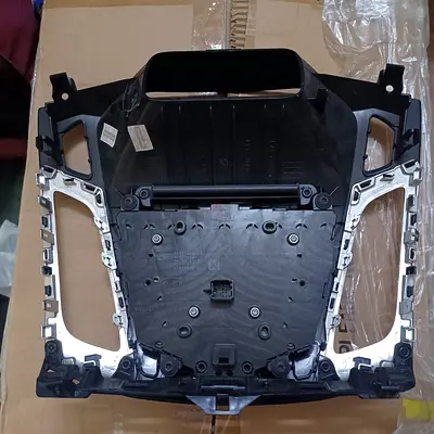 Ford Focus Stereo control Panel