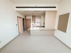 Ultra-Modern 1BR | Balcony Jacuzzi | High Floor