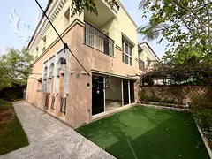 Vacant | Corner Unit | Well Maintained | Private