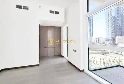 Canal View | Elegant Unit | Best Deal