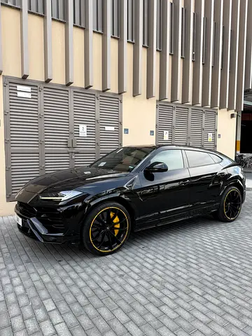 Lamborghini Urus 2021