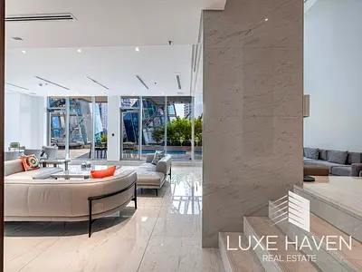 Upgraded | Luxury Waterfront | Private Pool