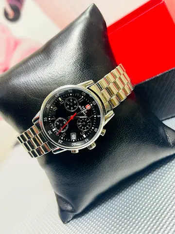 Stylish Swiss Mailtry Womens Metal Watch with Black Dial