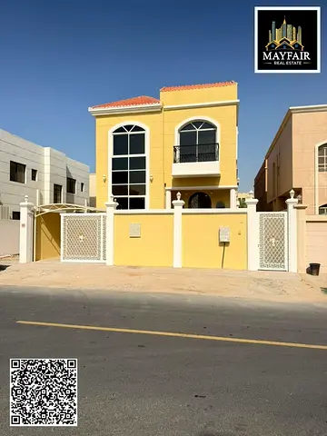 فيلا للبيع في الروضة ٢ | ٥ غرف نوم | عمرها ٧ سنوات فقط | ٣٢٠٠ قدم مربع | ١.٦٥ مليون درهم إماراتي. فرصة عقارية استثنائية! فيلا شبه جديدة
