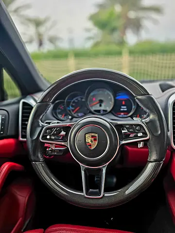 2016 Porsche CAYENNE — миниатюра 13
