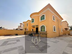 Villa for sale in Al Muwaihat 2 5 bedrooms, living room, majlis, and maid's room Area: 5000 sq f