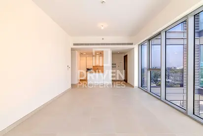 Modern Apt | Near Safa Park | Partial Canal View