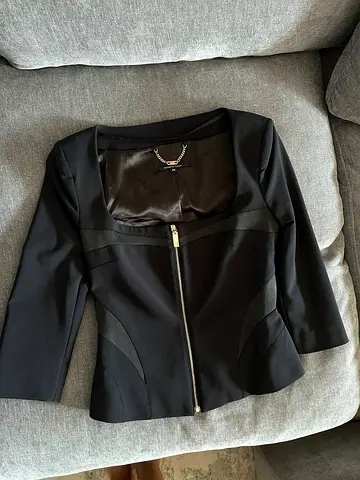 Elisabetta Franchi jacket size S 200dhs