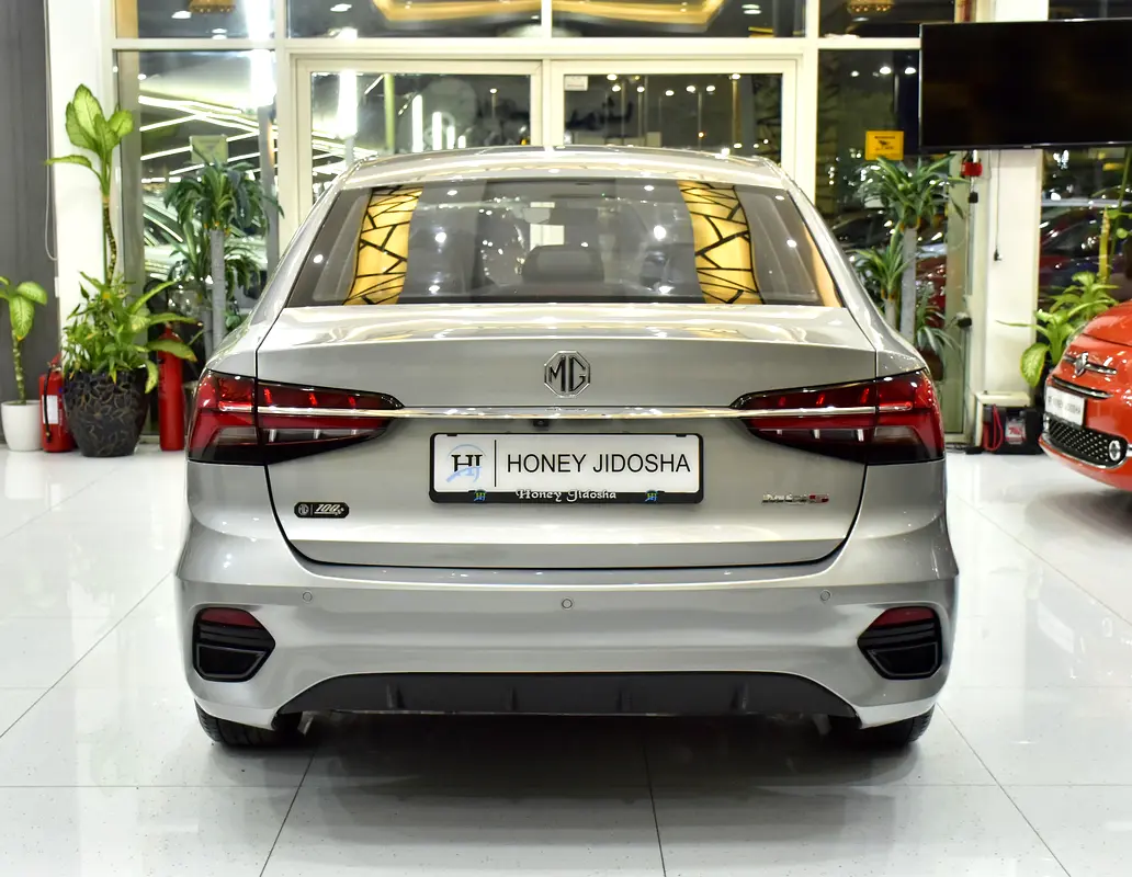 MG MG5 2025