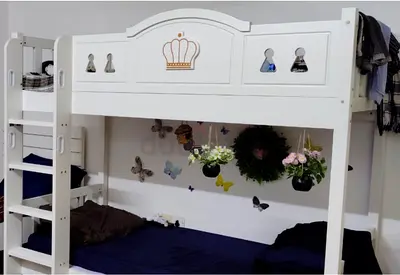 LADIES BED SPACE With BALCONY  AVAILABLE ADCB METRO, ONLY for KERALITE WORKING LADIES Rent 850