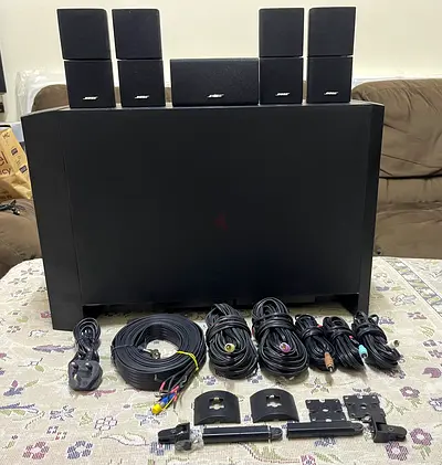 5.1 BOSE ACCOSTIMASS 10 SERIES IV SPEAKERS AND SUBWOOFER