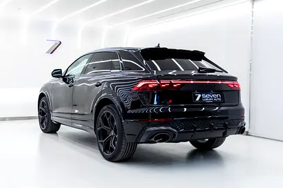 صورة 5 لـ 2025 AUDI RS Q8