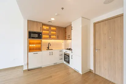 HIGH FLOOR | TOWNHOUSE VIEW | GREAT INVESTMENT