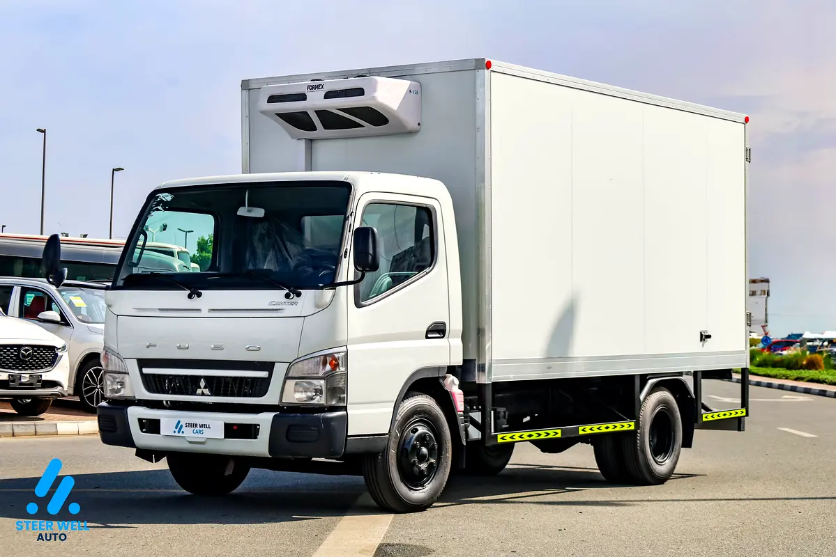 Mitsubishi Canter 2026 — photo 1 of 20