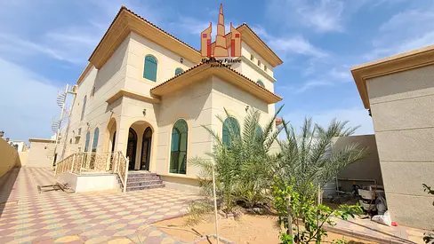 Luxurious prime 5BR villa with maidroom+driverroom! Rent 130k in 4| cheq's