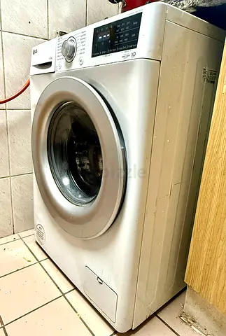 LG Front-Loading Washing Machine