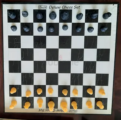 Deluxe Chess Set at low price for sale TRADING ACCEPTED