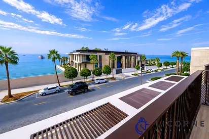 EXCEPTIONAL LIVING | VACANT | WATERFRONT
