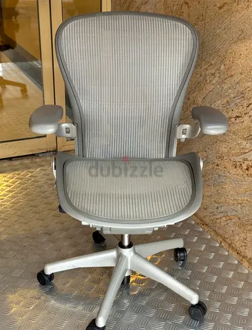 Silver Herman Miller Aeron Classic Chair Size B Fully Adjustable