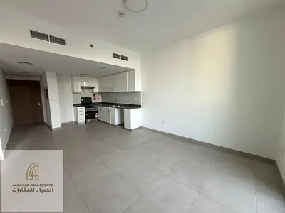 شقة مميزة بموقع مميز  في الجادة