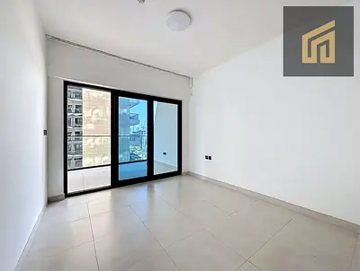 شقة 3 غرف نوم | بن غاطي كريك | شرفة | إطلالة على وسط المدينة والخور