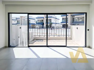 Single Row Front | Living by Crystal Lagoon