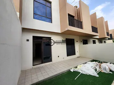 Exclusive Deal | 3BR Middle Unit in Nasma / Tilal City | 100k only