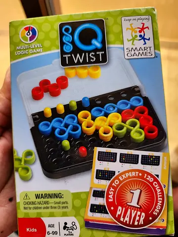 IQ Twist Logic Game