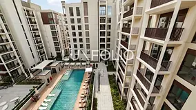 Brand New | Chiller Free | Pool View
